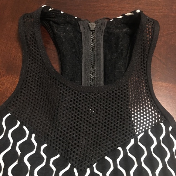 Trina Turk Recreation Geo Knit Sports Bra - Picture 6 of 7